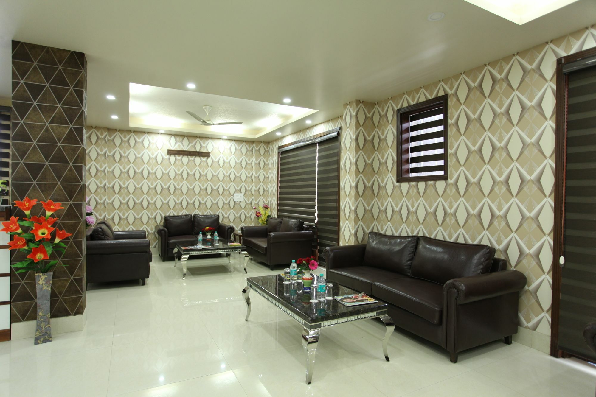 Hotel H.C Grand Νέο Δελχί Εξωτερικό φωτογραφία