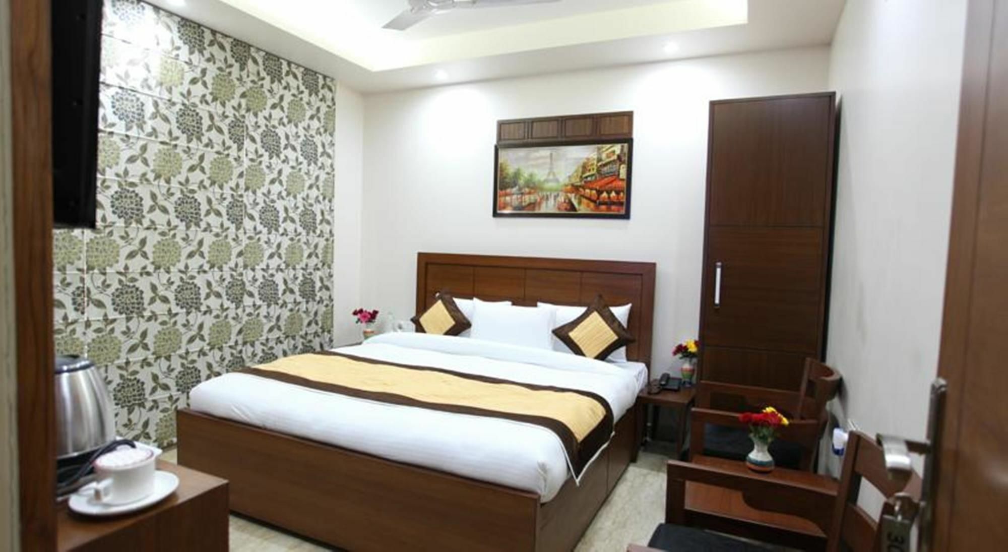 Hotel H.C Grand Νέο Δελχί Εξωτερικό φωτογραφία